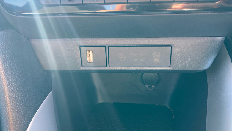 Toyota Yaris 1.5 Hybrid Icon 5dr CVT Hybrid Hatchback